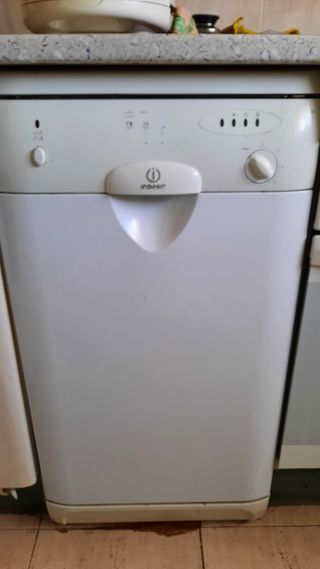 Lavavajillas Indesit