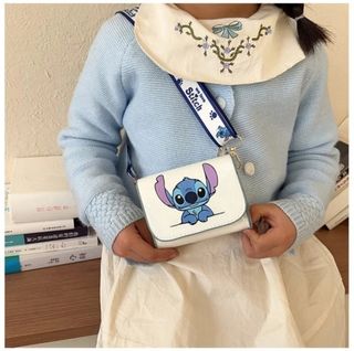 Cartera monedero de piel de Stitch de Disney.