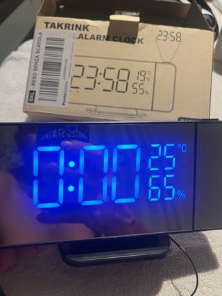 Reloj Digital TAKRINK con Alarma
