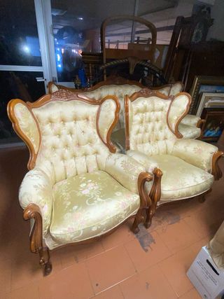 Conjunto Sofá y 2 Sillones Estilo Clásico