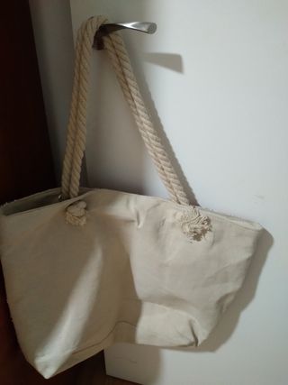 Bolso de tela multicolor y monedero