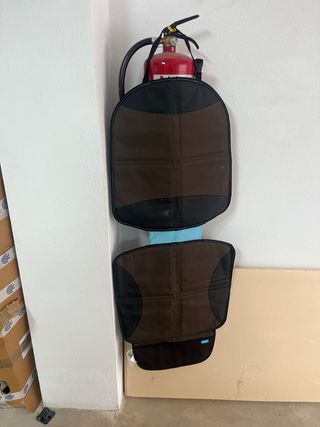 3 protezioni per seggiolini auto Isofix per bambini. 3x12€.