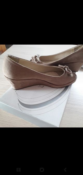 Scarpe donna beige con fiocco