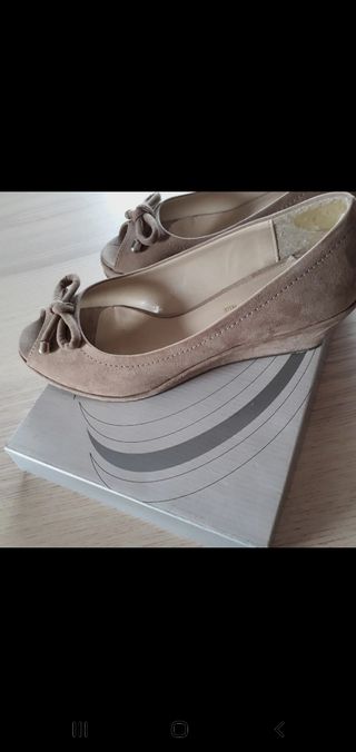 Scarpe donna beige con fiocco