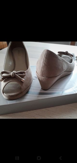 Scarpe donna beige con fiocco