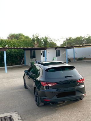 Cupra seat leon 2015 ( 610979229) whatsapp