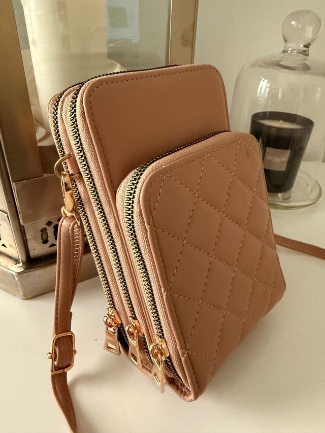 Bolso pequeño acolchado