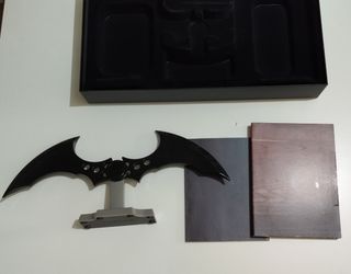 Batman Arkham Asylum Edición Col. Xbox360 + figura