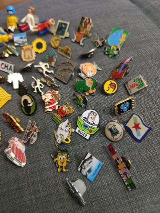 Colección pins vintage 