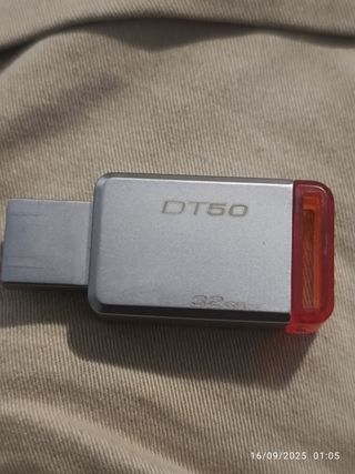 Pendrive Kingston 32GB DT50 USB 3.0