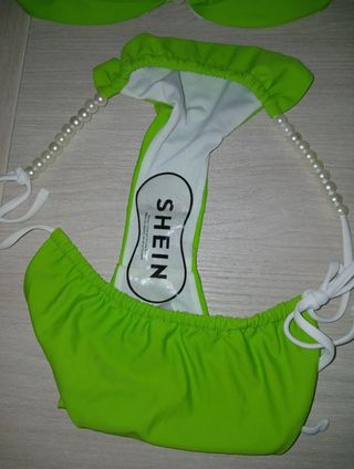 Bikini Verde con Perlas