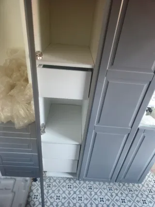 MONTAJE DE MUEBLES