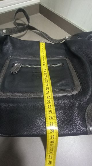 Bolso de piel negro y gris