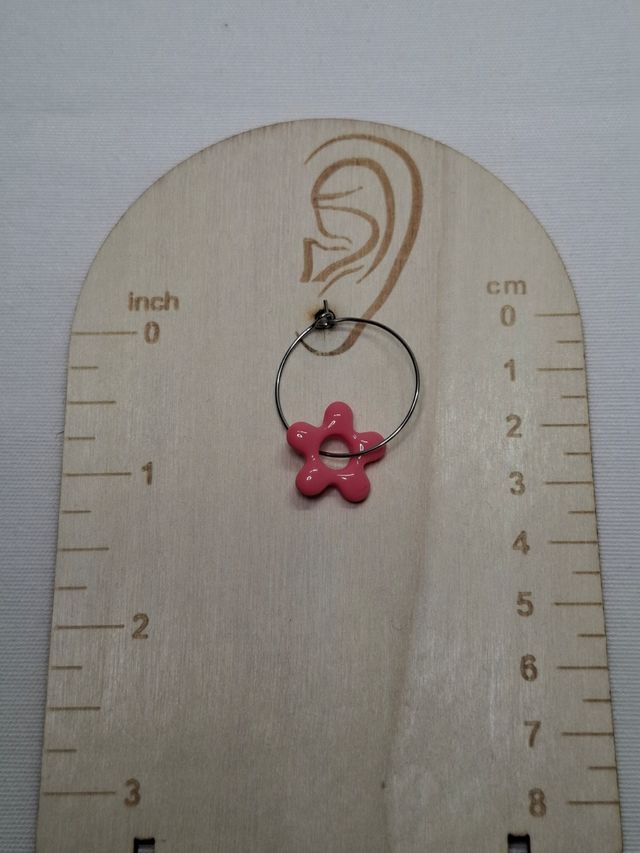 Pendientes Aro Charm Miniflor rosa