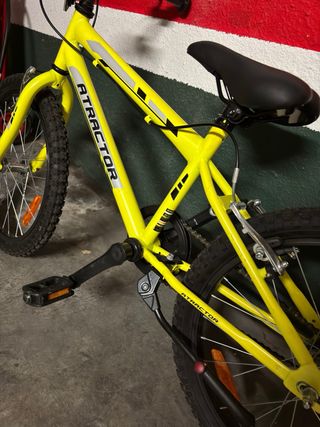 Bicicleta Atractor 16' Amarilla