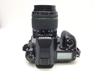 camara digital reflex pentax k7+ 18-55 3.5-5.6 al wr
