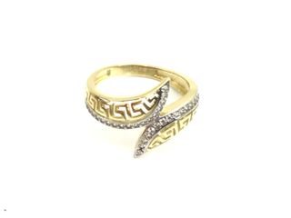 anillo oro 18k con piedra con circonita