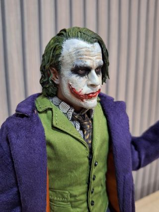 Figura Joker custom tipo Hot Toys