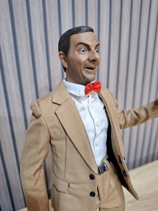 Figura Mr. Bean tipo Hot Toys