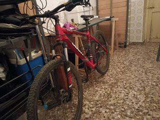 Bicicleta de montaña Giant Talon Roja