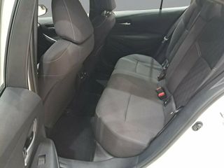 Toyota Corolla Sedán 125H Active Tech