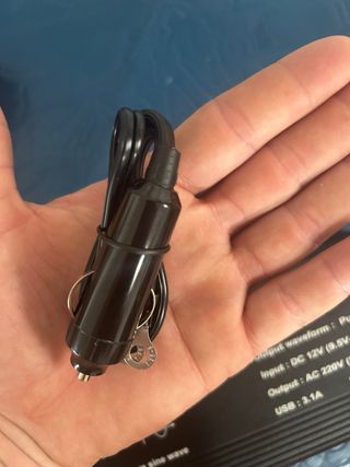 Inversor de corriente 12V a 220V