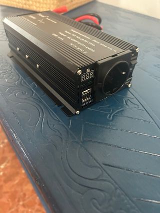 Inversor de corriente 12V a 220V