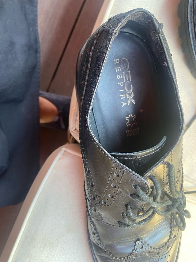 Zapatos de vestir Geox negros para hombre