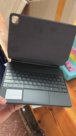 Teclado con trackpad para iPad