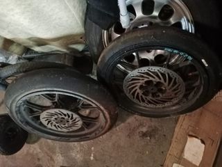 Llantas Supermotard con Slicks