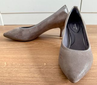 Zapatos de tacón Rockport grises