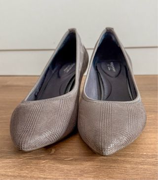 Zapatos de tacón Rockport grises