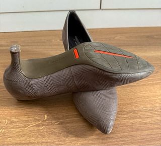 Zapatos de tacón Rockport grises