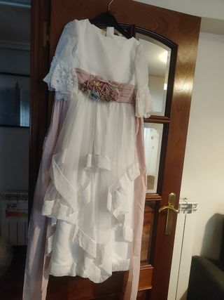 Vestido de comunión blanco y rosa