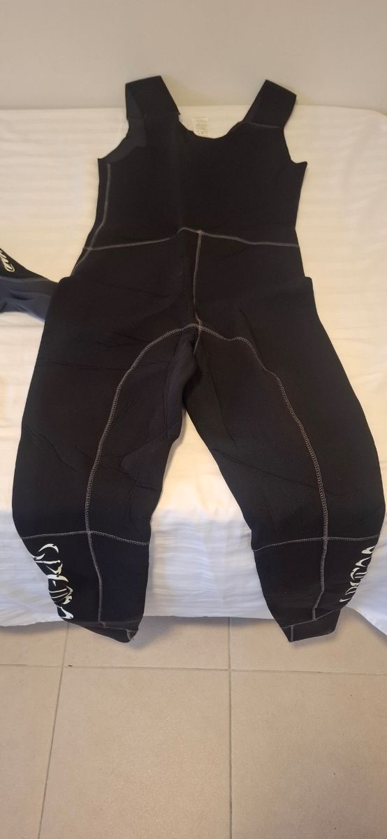 Traje de buceo con capucha SPETTON