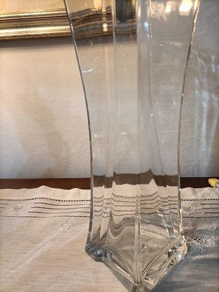 Vaso in vetro trasparente
