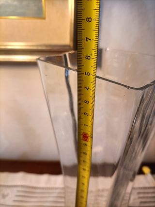 Vaso in vetro trasparente