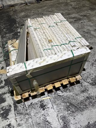 Palet de gres porcelánico, 24m2.