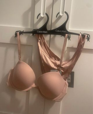 Conjunto lencería Calvin Klein nude