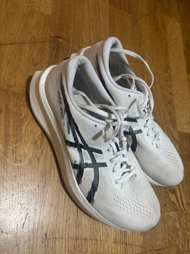 Asics Magic Speed 4 Zapatillas Blancas