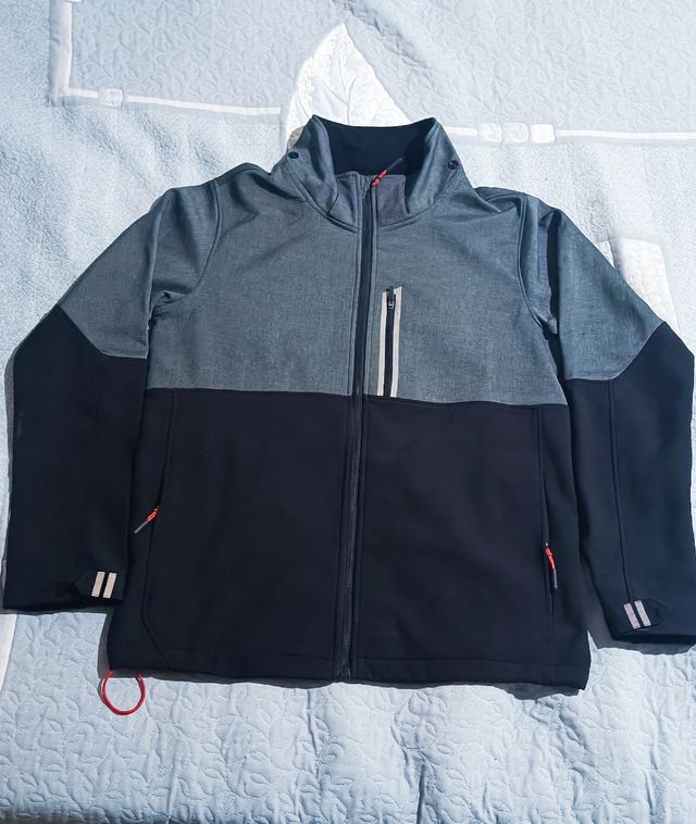 Chaqueta Tenth con Gorro Desmontable