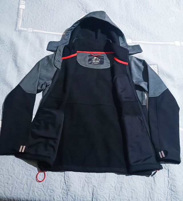 Chaqueta Tenth con Gorro Desmontable