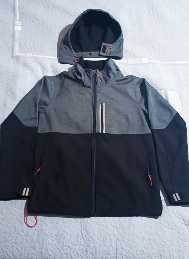 Chaqueta Tenth con Gorro Desmontable