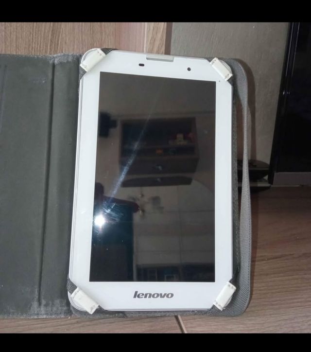 Tablet Lenovo IdeaTab A3000-H funzionante