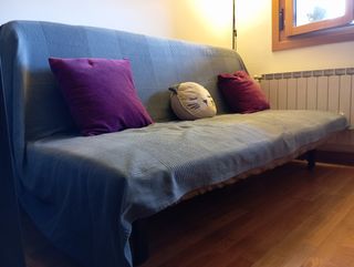 Sofá Cama Gris (cama de matrimonio)

