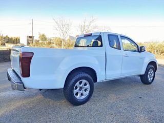 Isuzu D-Max Space 4X4 1.9 A/C