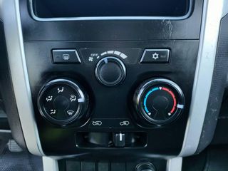 Isuzu D-Max Space 4X4 1.9 A/C