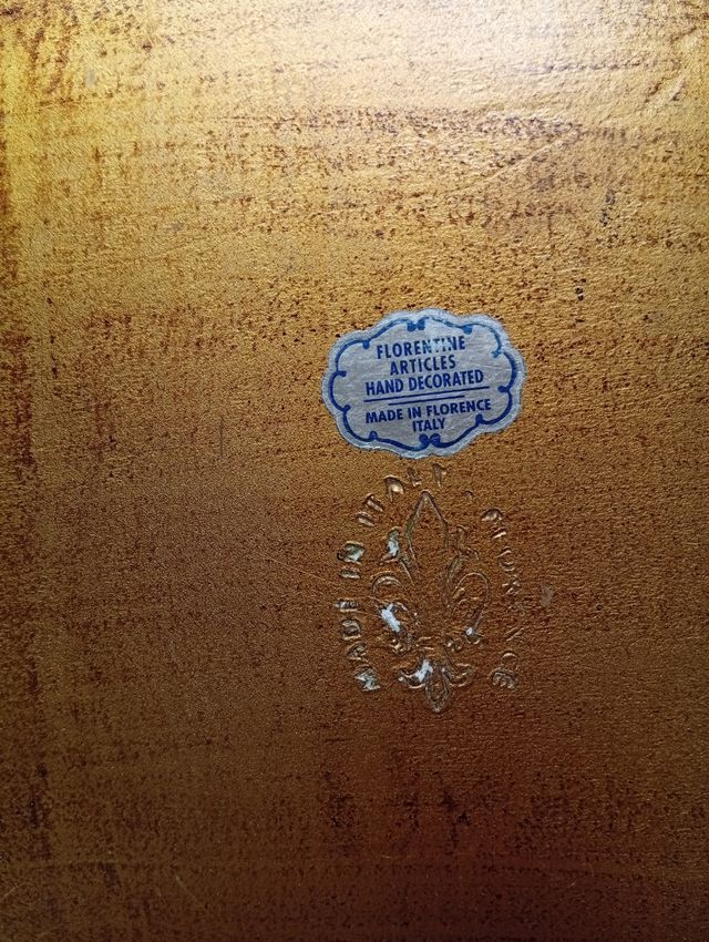 Vassoio fiorentino antico decorato