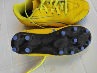 Scarpini calcio Puma gialli n.32