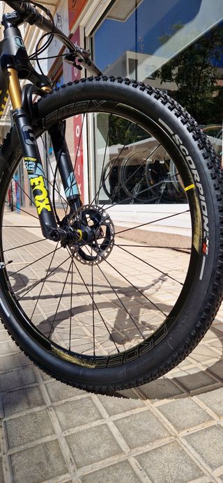 Mondraker Podium Talla L
9 kgrs.